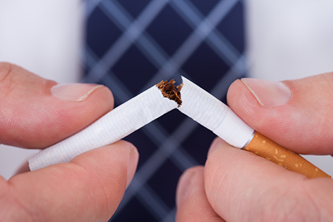 Bluthochdruck – Behandlung: Rauchstop!